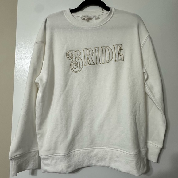 Shiraleah Tops - Shiraleah NWT Bride Long Sleeve Ivory Sweatshirt Size M